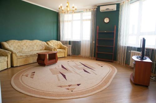 Apartment in 2 min from Poznyaky metro station, Kijów (zdjęcie 4)