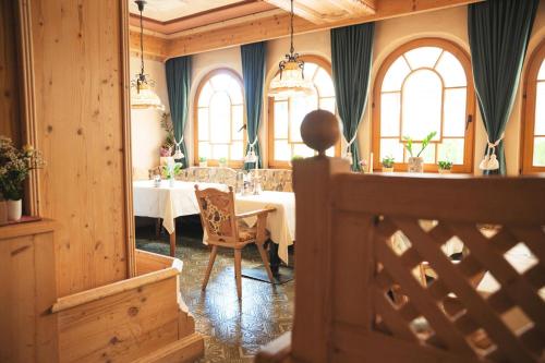 ห้องอาหาร, Bergidyll & Hotel Trofana in โอเบิร์น