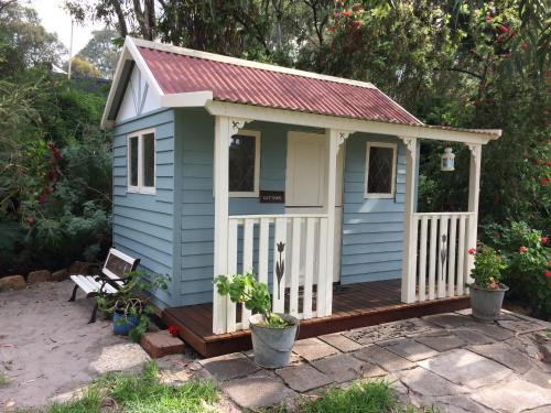 Playground, Whispering Pines Bed and Breakfast in Collie