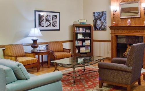 Country Inn & Suites by Radisson Columbus GA - image 2