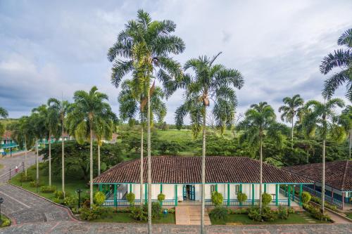 Decameron Las Heliconias