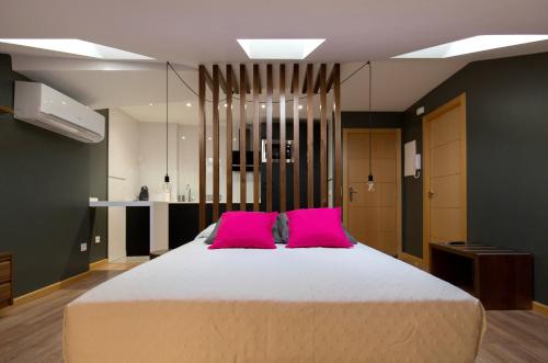 San Justo Plaza - image 8