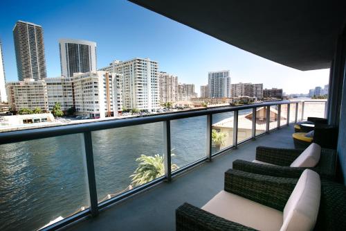 Three-Bedroom Beachwalk Resort Apartment - image 2