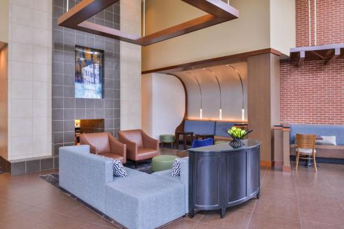 Hyatt Place Herndon Dulles Airport - East