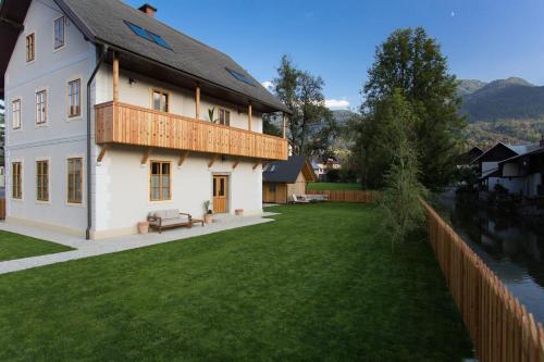 Butterfly Lodge - Accommodation - Bohinj