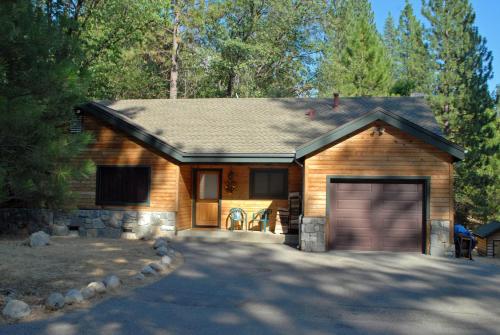 9N Fox Hollow - Chalet - Wawona