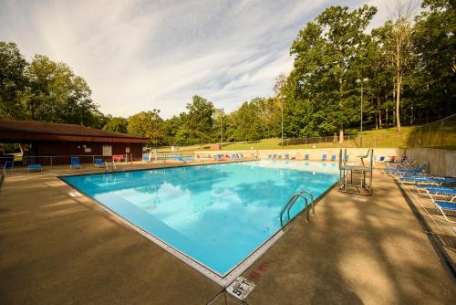 Zwembad, Carter Caves State Resort Park in Wesleyville (KY)