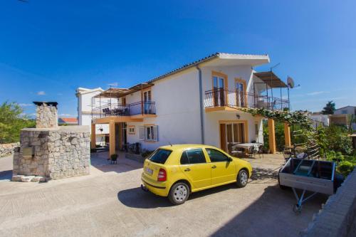  Apartmani Mare, Pension in Pirovac bei Banjevci