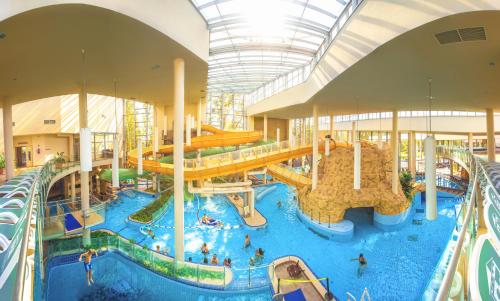 Water park, Komlo Hotel Gyula in Ovaros
