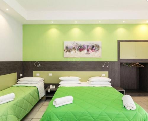 Napoli Suite - image 9