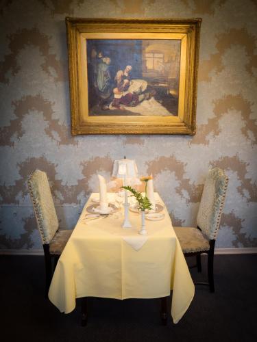 Schloßhotel Kurfürstliches Amtshaus Dauner Burg - image 4