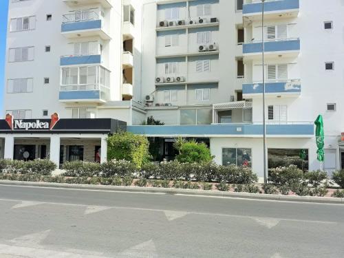 周邊環境, 16 SANDY BEACH in 卡斯特拉海灘