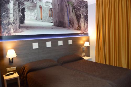 Hotel Ciutadella - image 11