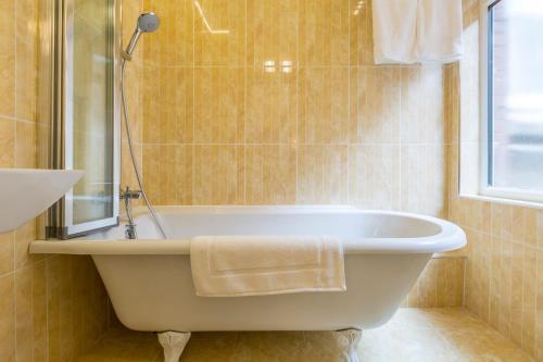 Fürdőszoba, Linton Hotel Luton in Luton
