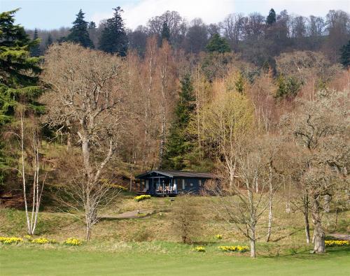 Loch Monzievaird Chalets