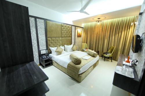 HOTEL PRESIDENT 4