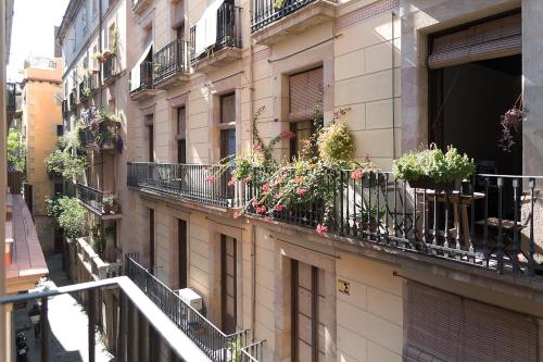 Decô Apartments Barcelona-Born Apt. - image 8