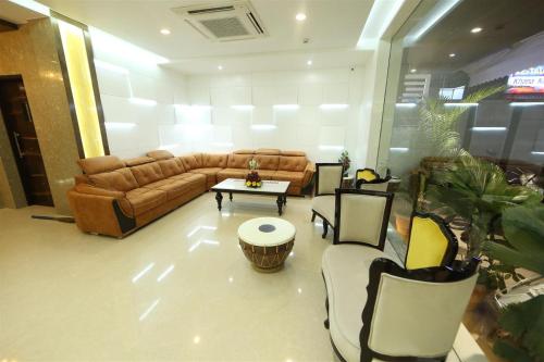 ล็อบบี้, โรงแรมเพรสซิเดนท์ (HOTEL PRESIDENT) in นักปูร์