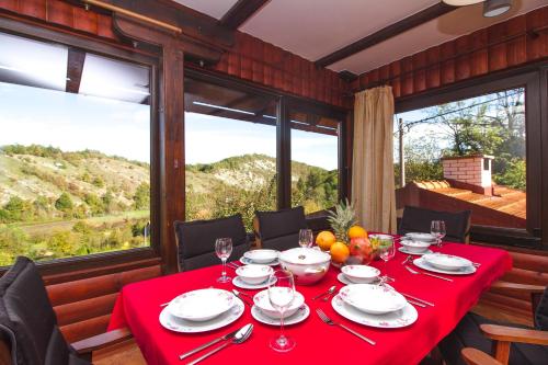 Holiday House Pure Nature