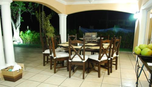 Villa M-6 Metro Country Club in Juan Dolio