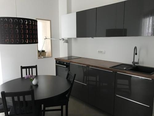 Street Flat, Ljubljana