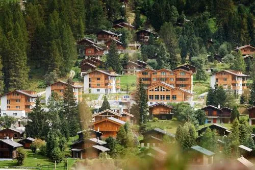 Reka-Feriendorf Zinal in Zinal, Schweiz