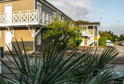 Fasthotel Artigues - image 4