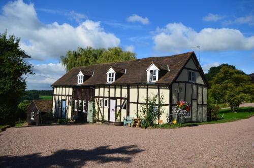 Whitewells Farm Cottages