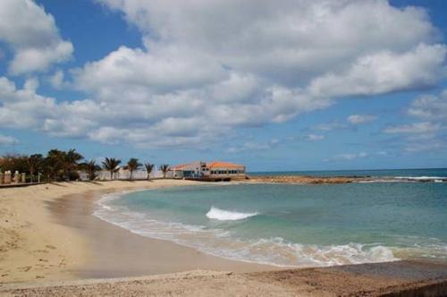 Hostels Holiday Cape Verde – Santa Maria, KY