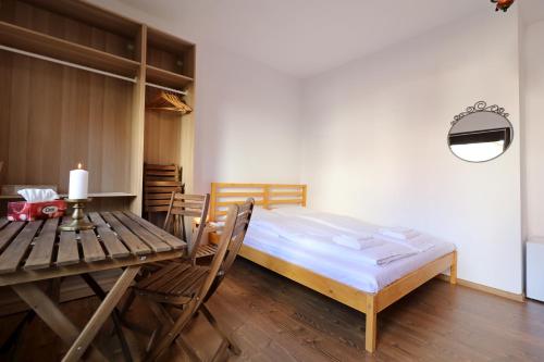 Quadruple Room image 6