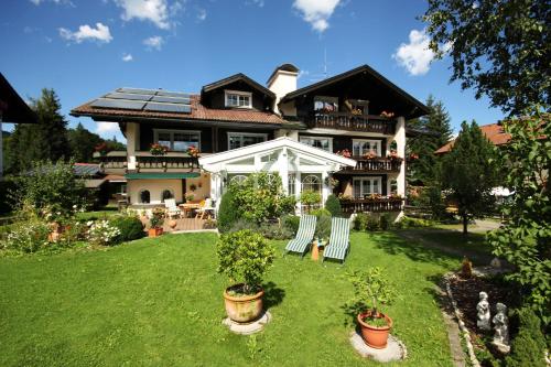 HAUS Susanne - TOP-Ferienwohnungen - SOMMER-Bergbahn inklusive - Apartment - Obermaiselstein-Grasgehren