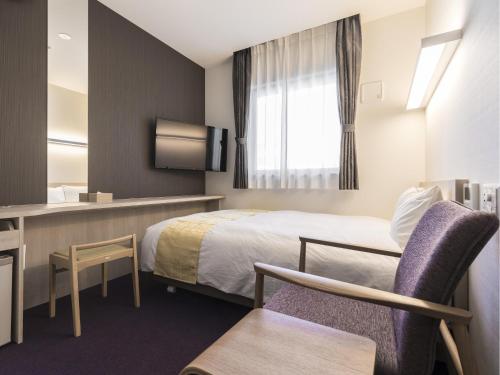 Semi Double Bed with Complimentary Light Breakfast - Non-Smoking image 10