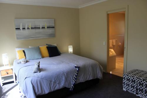 Two-Bedroom Townhouse room in Annie's Place