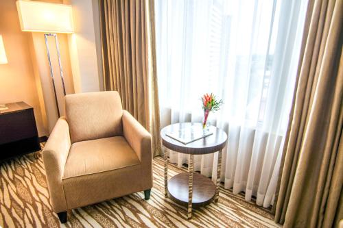 Acacia Hotel Manila