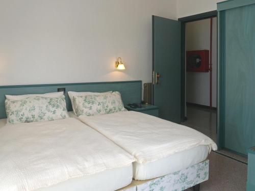 Hotel Flora 5