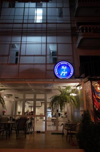 Hub Of Joys Hostel in Koh Lanta