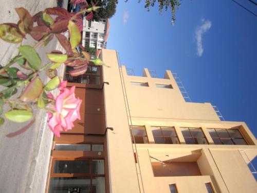 Hotel COOP Central – Obzor, WY