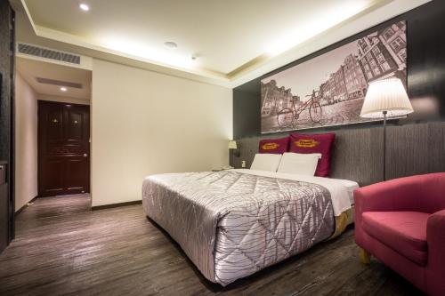 Carnival Motel In Taipei Taiwan 400 Reviews Price From - 