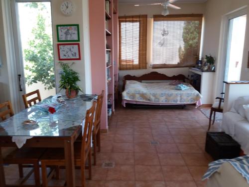  Antonia's House with Free Bikes in Ägina Stadt