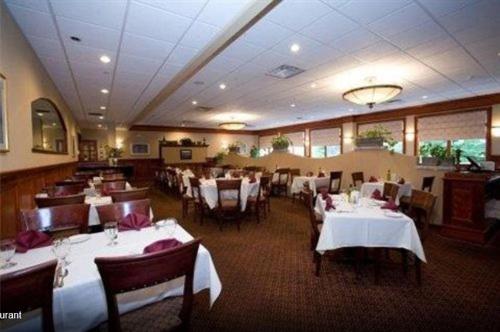 Winnapaug Inn - Rhode Island