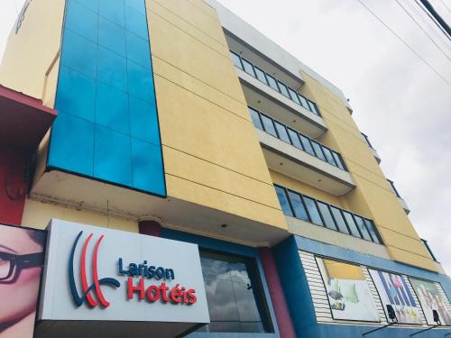 Larison Ji-Paraná by - Easy Hotéis