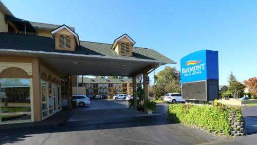Baymont by Wyndham Sevierville Pigeon Forge - image 7