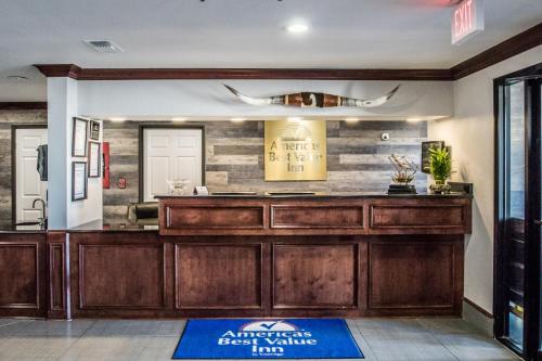 Americas Best Value Inn - Fort Worth