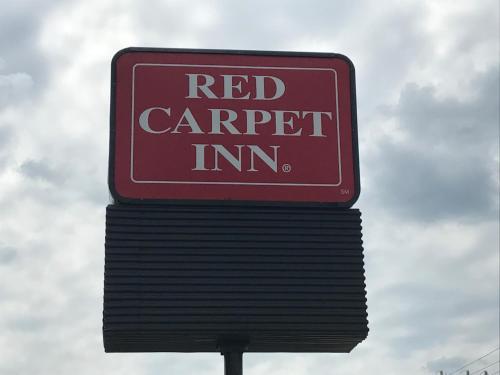 . Red Carpet Inn, Alexandria