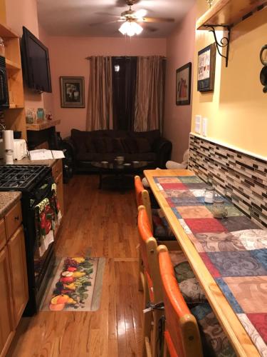 Macon Modern Brownstone Suite - main image
