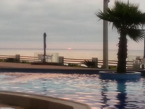 Swimming pool, Departamento Frente al Mar Diamond Beach in Atacames