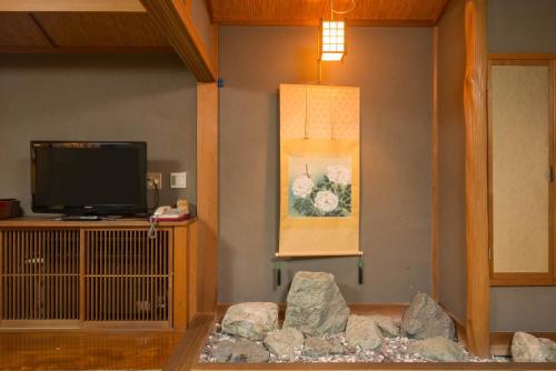 Kappo Ryokan Shiroyamaツインルーム　バスルーム付