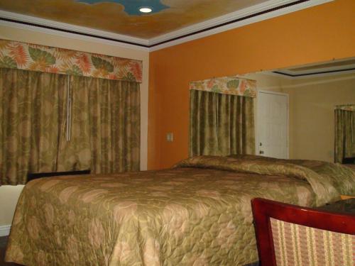 Kearney Motel – Long Beach, CA