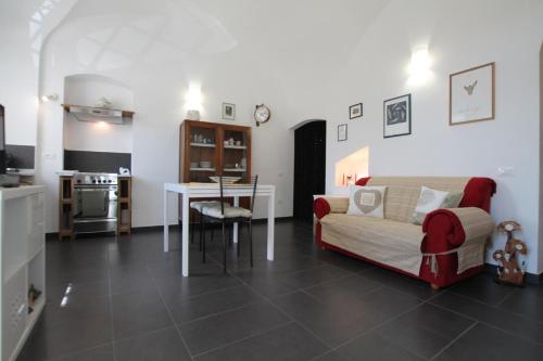 Létesítmények, Castello 20 in Montescudaio