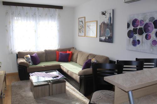 Pjerotic Apartment - image 2